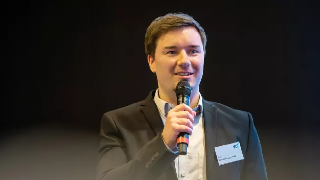 Portrait Yannik Brockerhoff