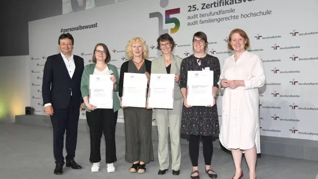 Photo certificate_award_equality_family_fair_university June 2023