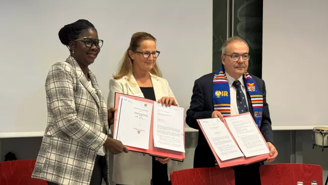 TOFI Conference Signing Ceremony