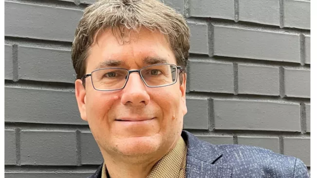 Prof. Dr. Peter Muck Portraitbild Newsletter 43