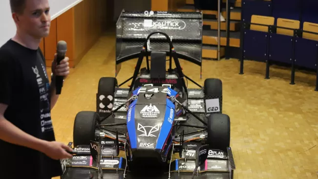 Rollout BRS Motorsport StA 20250523 Foto Juri Kuestenmacher 075.JPG