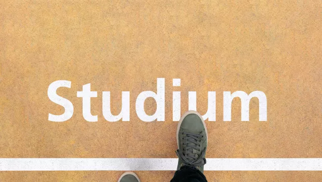 Rein ins Studium_Ersti-Programm_Allgemeine Studienberatung_klein-colourbox
