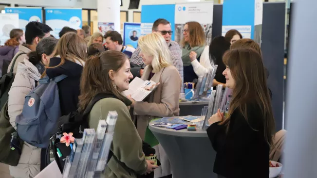 Studieninformationstag Staende Beratung ASB StA 20260123 Foto Juri Kuestenmacher 008.jpg