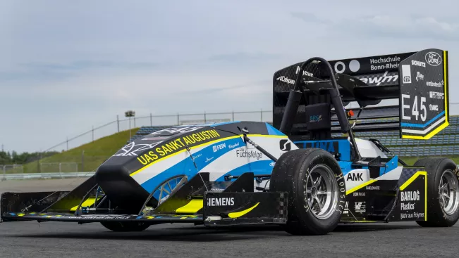 BRS Motorsport Luna im Stand (DE)