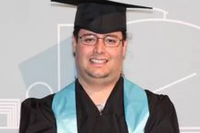 Mathias Valdenegro Absolventenfeier 2015 cut.jpg (DE) / Porträt
