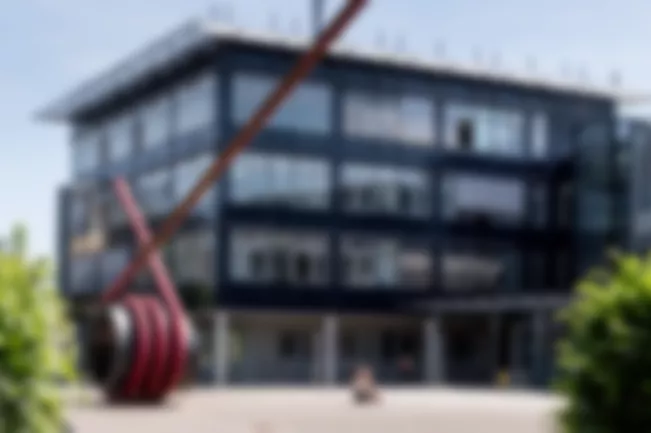 Campus_Sankt_Augustin_Spule_verschwommen_Platzhalter