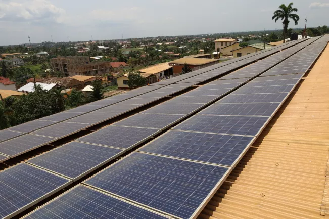 PV_Anlage_Akwatia_Ghana_Projekt_Enershelf
