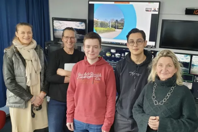 Studierende_machen_Grafiken_fuer_Videoproduktionen_Stabsstelle