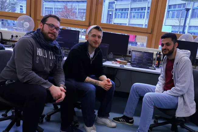 20251220_FBINF_Hackathon_Gruppe1_Tschofenig