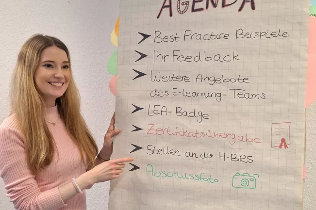 Christina Kaiser vom E-Learning-Team bei der Abschlussveranstaltung 