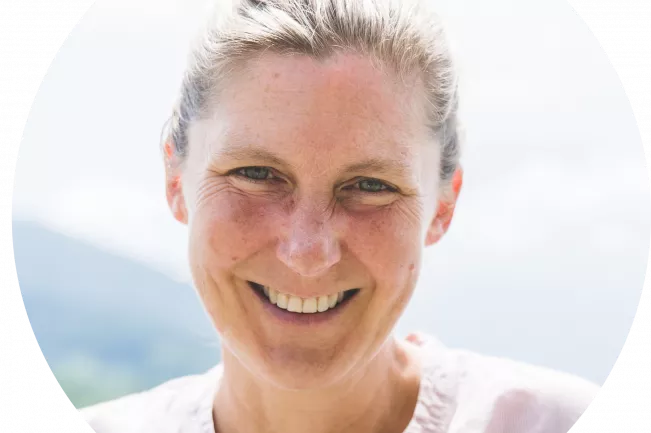 anya-schmidt-ruengeler-rund.png (DE)