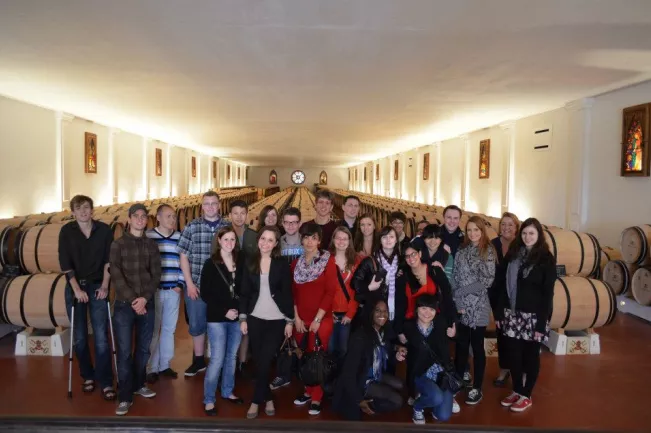 B2B_Gruppenbild_01.jpg (DE)