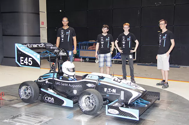 brs_motorsport_windkanal_2_2016_foto_ford.jpg (DE)