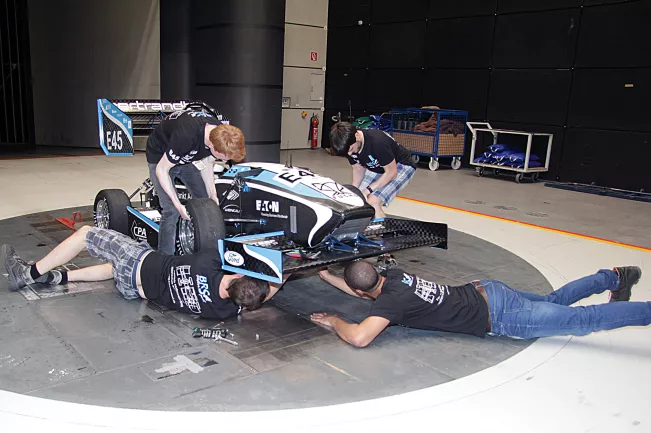 brs_motorsport_windkanal_3_2016_foto_ford.jpg (DE)