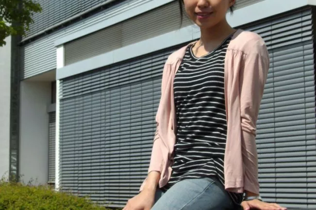 fb01-rhb-22-ji_eun_kim-bf.jpg (DE)