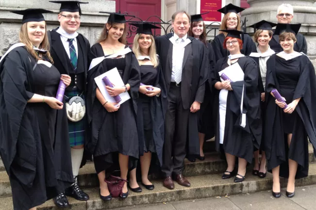 abschlussfeier_aberdeen_2012_700_12606.jpg (DE)