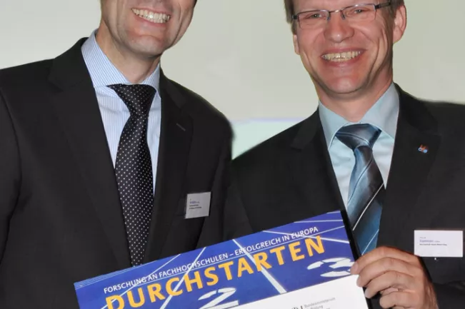 bmbf-konferenz_sommer_700_8938.jpg (DE)