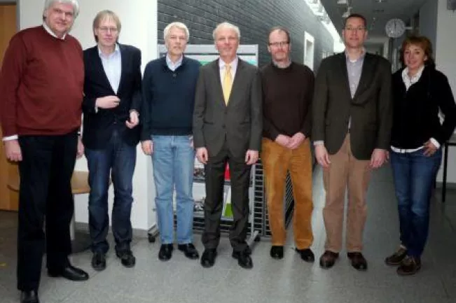 brs-instintstudien_vorstand_01-2013_13480.jpg (DE)