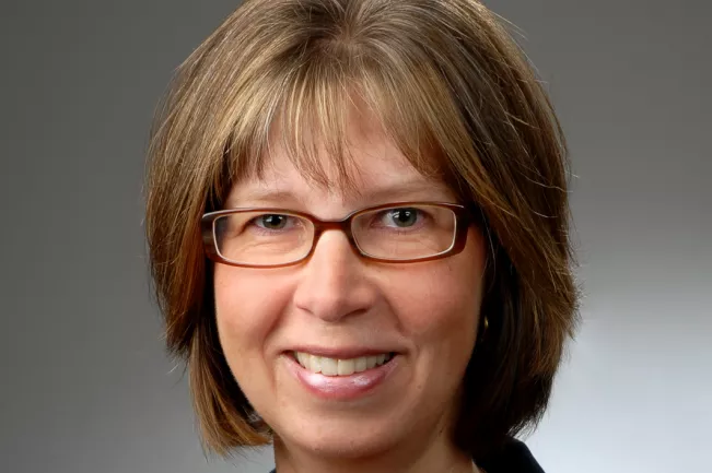 fischer_angela_13820.jpg (DE)