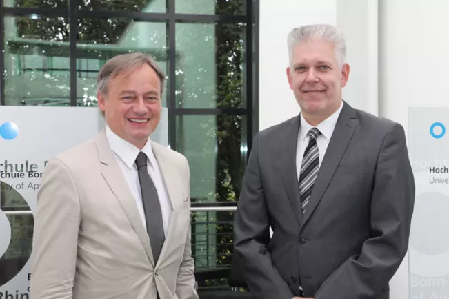 knolle_harm_ihne_hartmut_2013_700_14152.jpg (DE)