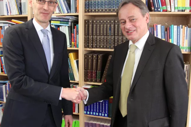 prof._stefan_tank_prof_hartmut_ihne_13860.png (DE)
