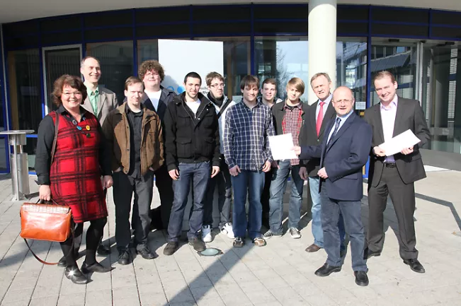 schuelerscheine_hhek_2011_700_10064.jpg (DE)