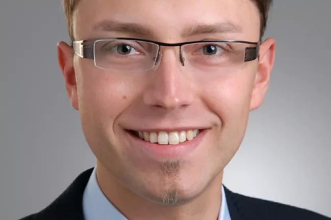 schuster_stefan_400_13606.jpg (DE)