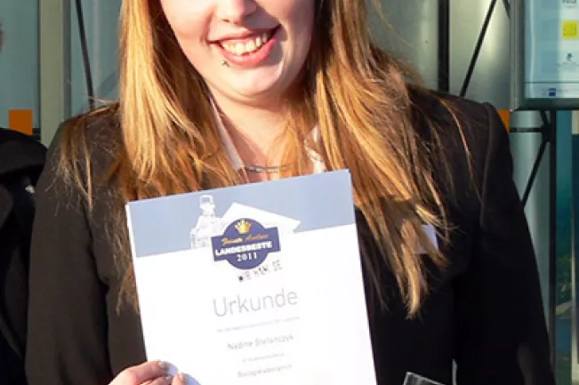 stefanzcyk_nadine_landesbeste_c_400_11858.jpg (DE)