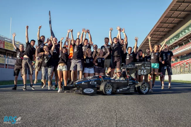 fss-gruppenbild.jpg (DE)