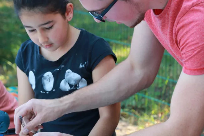 Kinderspielzeug-fuer-Fluechtlinge_FBEMT_20160719_Foto-Reith_img_8069.jpg (DE)