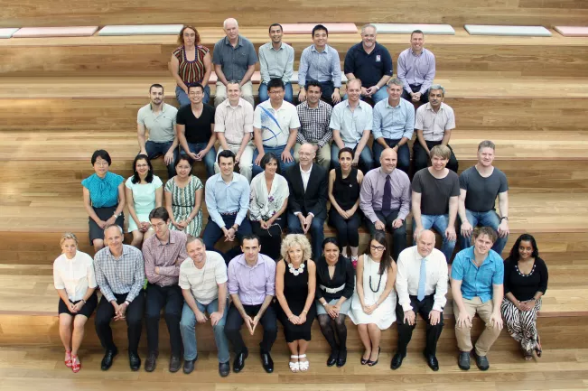 Bild_5_-_Gruppenbild_Information_Systems_School