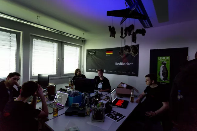 informatik_team_redrocket_20220426_foto_eric_lichtenscheidt_06_fs22.jpg (DE)