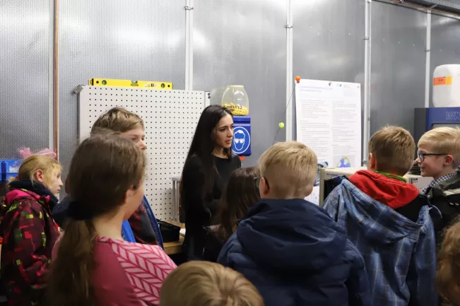 kinderuni_sta_good_vibrations_iris_gross_st_20191128_foto_caro_pesch_27.jpg (DE)
