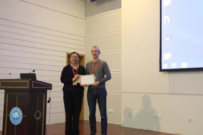 20151120_fbinf_kruijff_bestposter_vrst.jpg (DE)