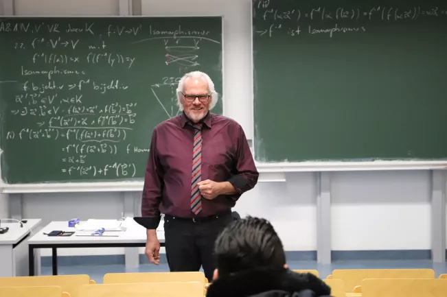 20190108_fbinf_vorlesung_witt_kw_bild_001.jpg (DE)