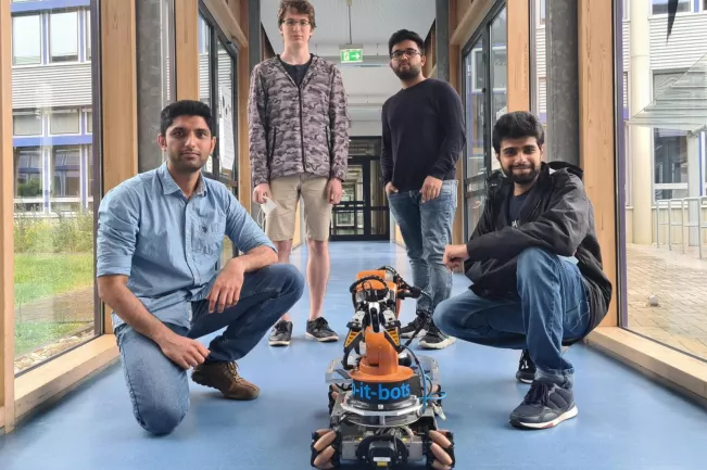 20210627_robocup_b-it_bots_work_liga_2021_foto_deebul_nair.jpg (DE)