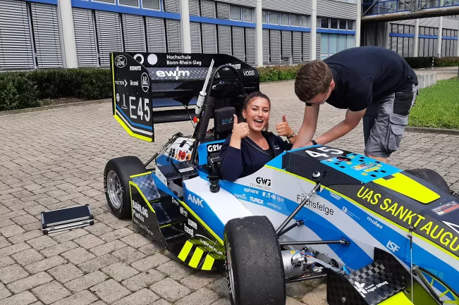 Hochschulguide Lisa Broeckmann (DE)