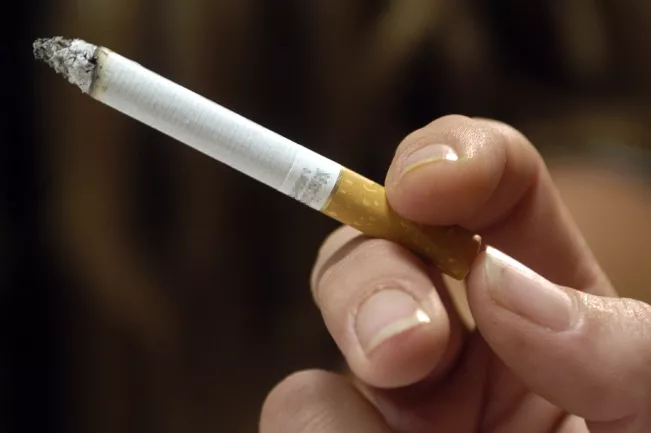 Rauchen - Colourbox560713 (DE)