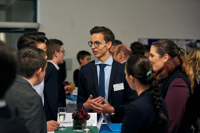 h-brs_stipendienfeier_2019_webres_032.jpg (DE)