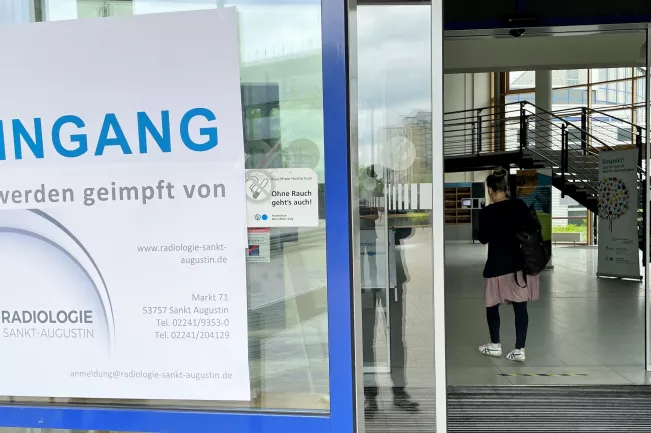 impfen_sta5_2021-05-15.jpg (DE)