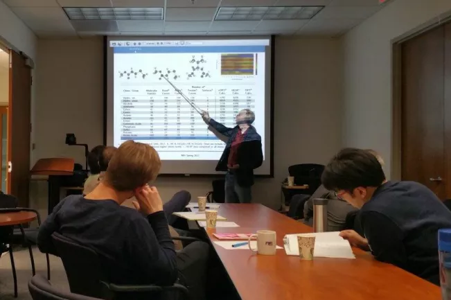 laboratory-of-computational-biology-2017-fb-session-emt-dirk-reith.jpg (DE)