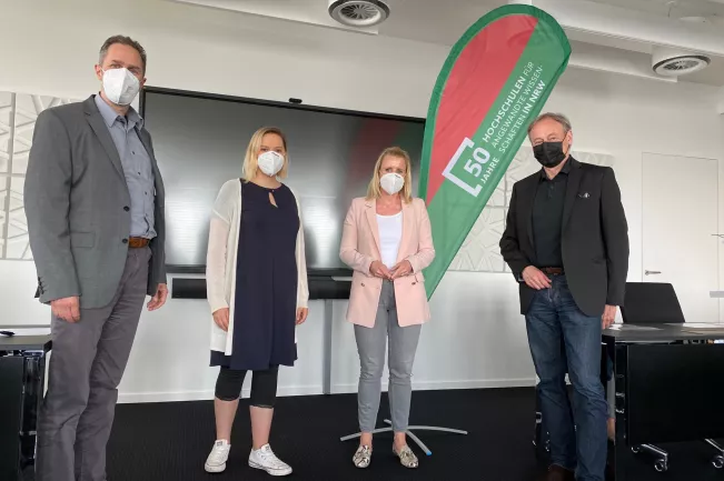 marco_winzker_franziska_mueller_rech_daniela_beihl_hartmut_ihne_sta_2021-06-11_foto_dpieper.jpg (DE)