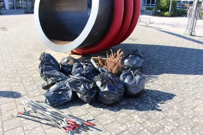 Müll auf dem Campus (DE)