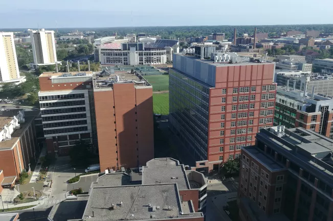 ohio_state_university_campus_2019_kirschner.jpg (DE)