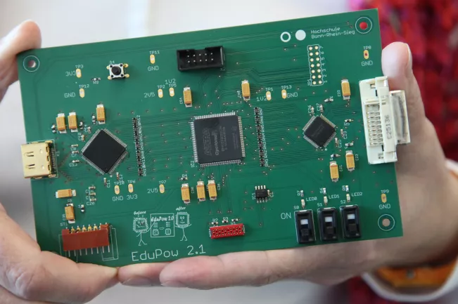 platine_blaueschiene_foto_eva_tritschler_3-2015_5975original.jpg(DE)