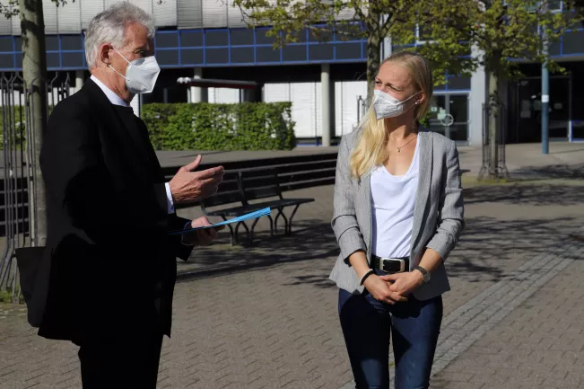 promostip21_hensen-juergen_liessem_braun-jennifer_foto_luedtkehandjery.jpg (DE)