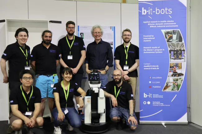 2018_team_robocup_at_home.jpg (DE)