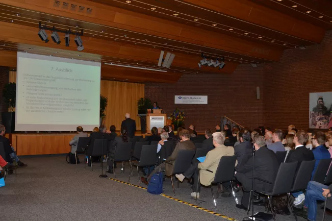 symposium_2015.jpg (DE)