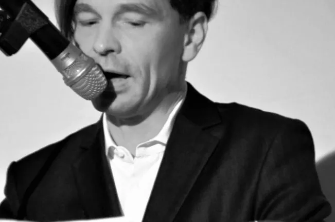 vorgebirgsliterat_florian_kalff_foto_gerd_engel_sw.jpg (DE)