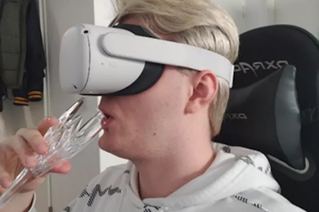 weinglas_hmd.png (DE)